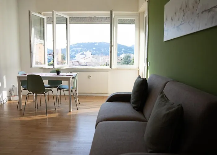 Апартаменты Appartamento Lago Verde Комо